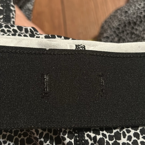 Nike Dri Fit leopard running leggings - Picture 7 of 7